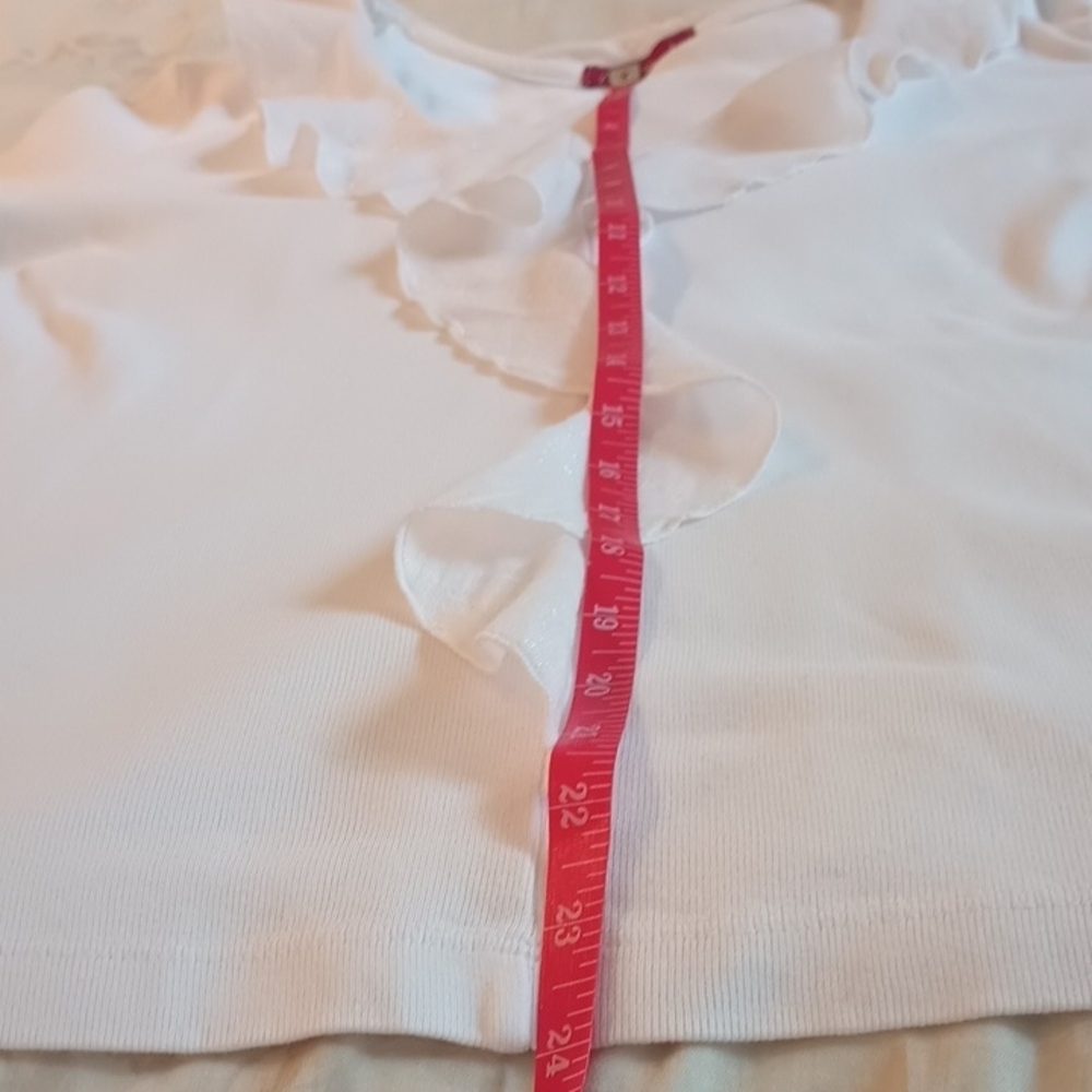 Chic White Ruffle Blouse - Picture 7 of 10
